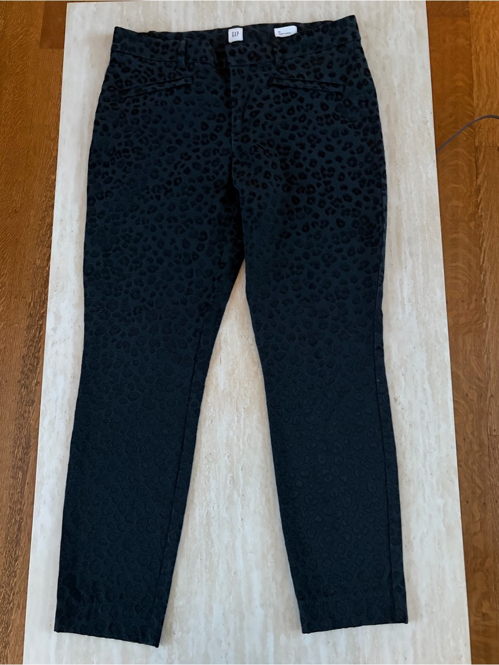 GAP Black Textured Skinny Ankle Pants